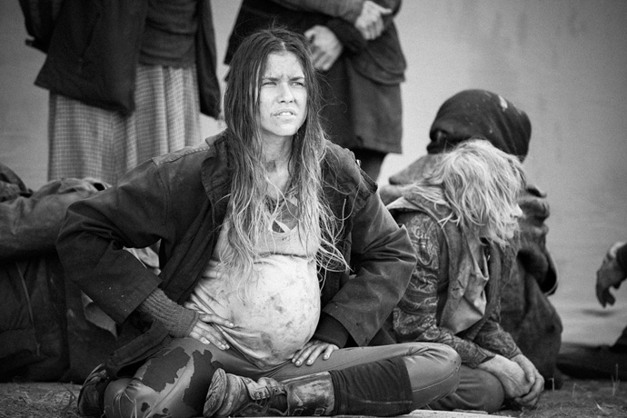 L'attrice rumena Anna Ularu durante una pausa dalle riprese. © Anna Kalcheva