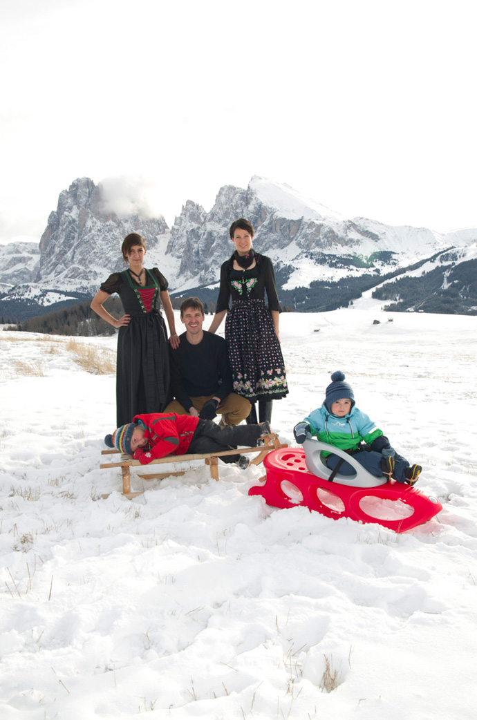 The Kostners, Tirolo (2024)